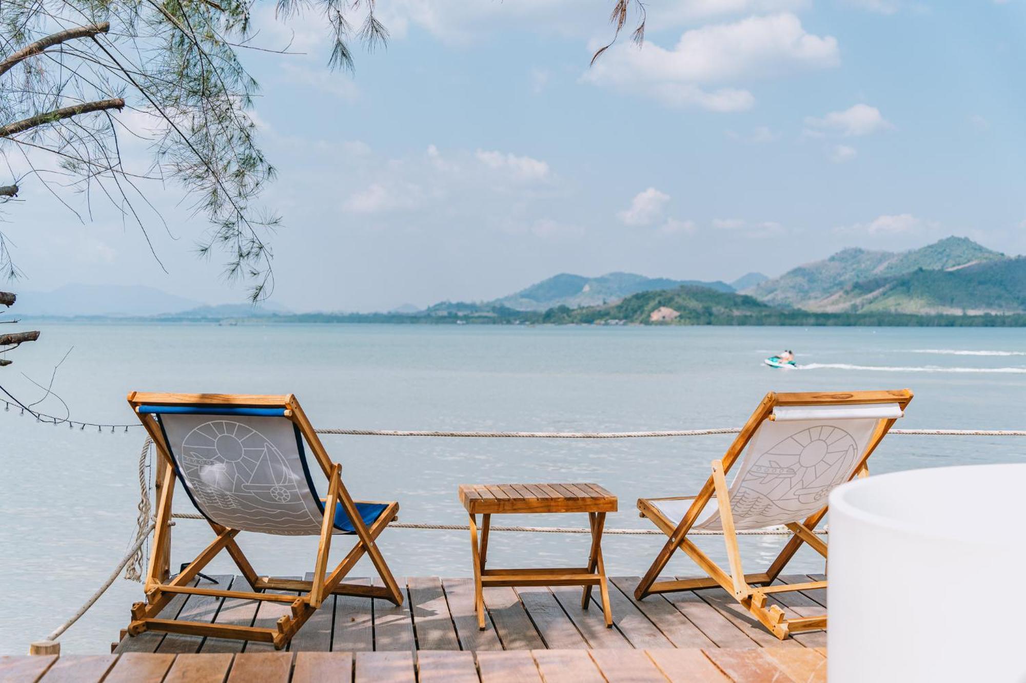 Sea Sand See Sky Beach Front Resort Phuket Exterior photo